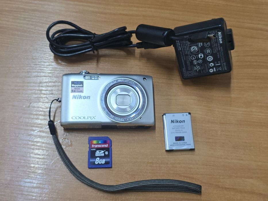 Фотоаппарат Nikon Coolpix s 2700