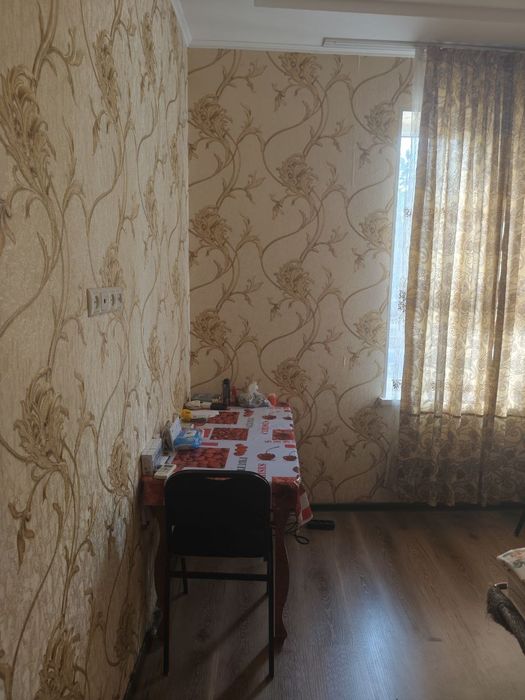 Продаётся упакованная 1-ком квартира на Паркентском. Удобно под офис.