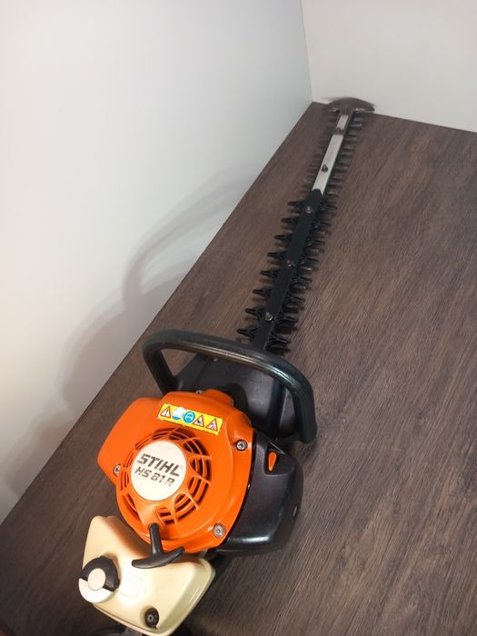 Vând Stihl HS 81R pentru gard viu