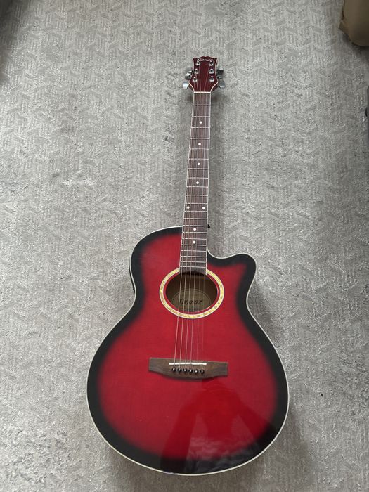 Электро акустическа гитара