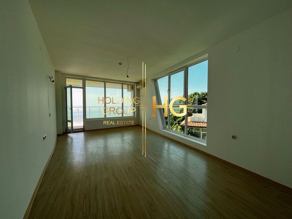 Продава се Тристаен апартамент в Бяла - 231 кв.м за 455 €/кв.м - Снимка #6