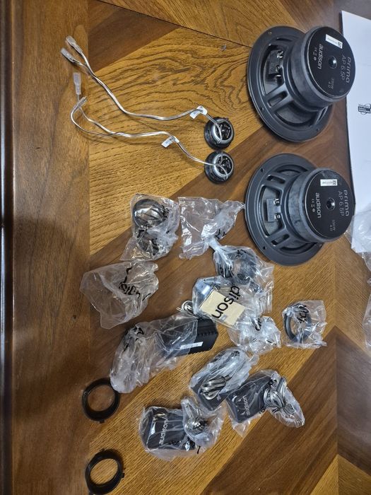 Audison динамики и сабвуфер