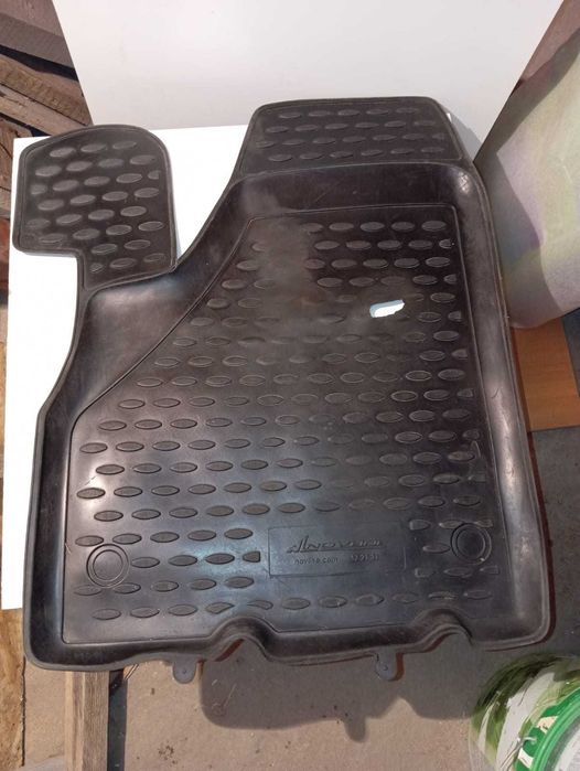 Полики салона, приора 2