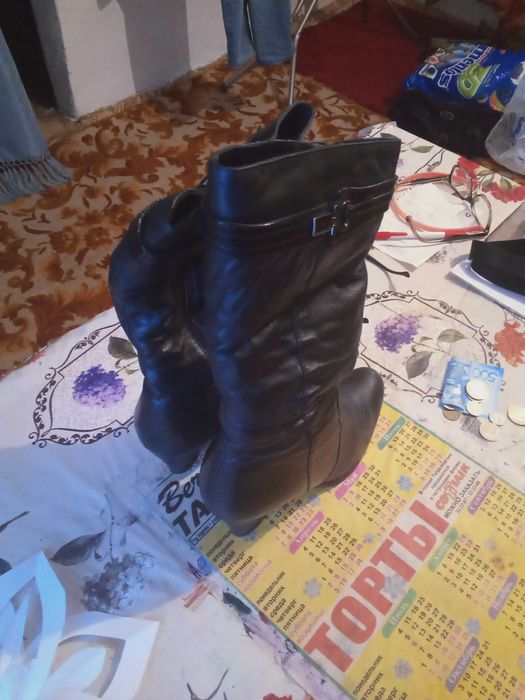 Женские сапоги кожаные
