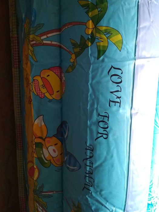 Детский бассейн , надувной, в хорош сост!