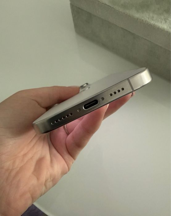 Iphone 16 pro max 256 gb.