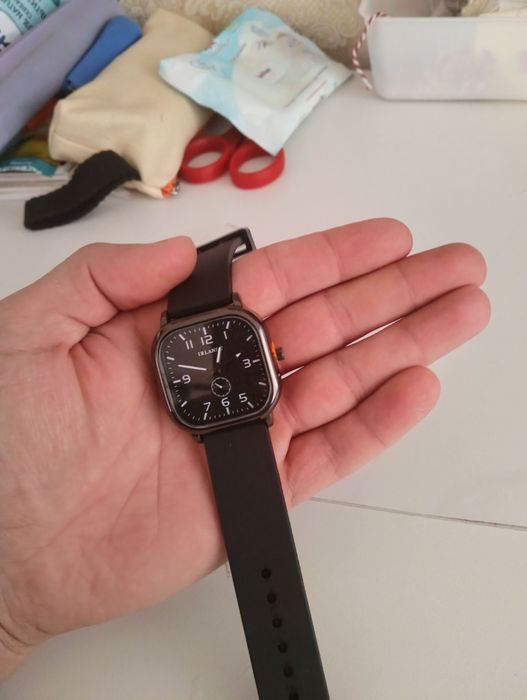 Продам часы Irlandy black