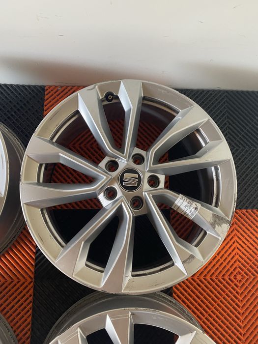 Jante originale Skoda Karoq,VW tiguan,Seat pe 18