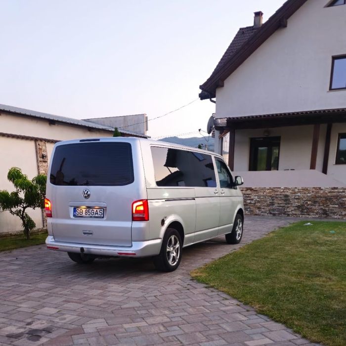 VW Caravrlle 8+1 Long