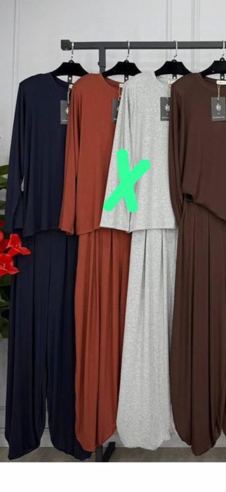 Продам костюмы двойки