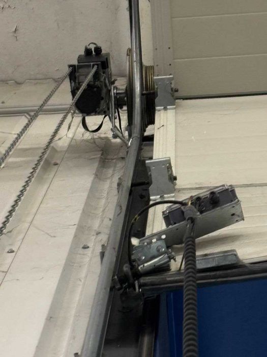 Ремонт и обслужване на гаражни врати.