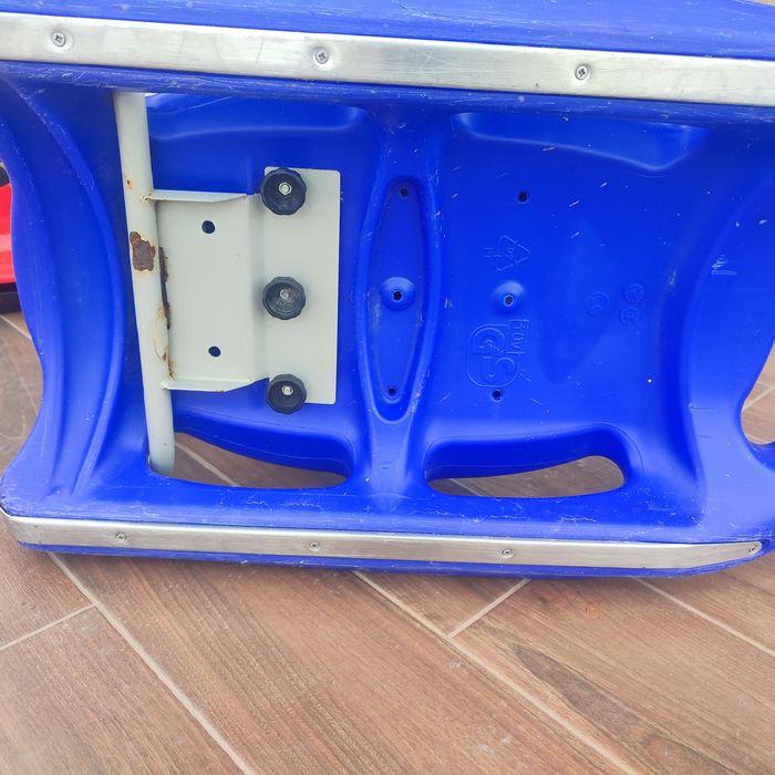 Детска шейна за сняг