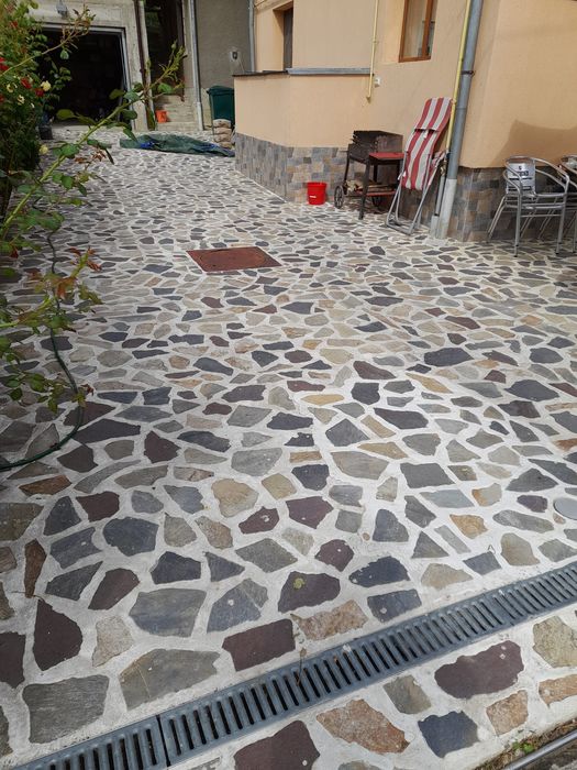 Pavaje cu piatră naturală