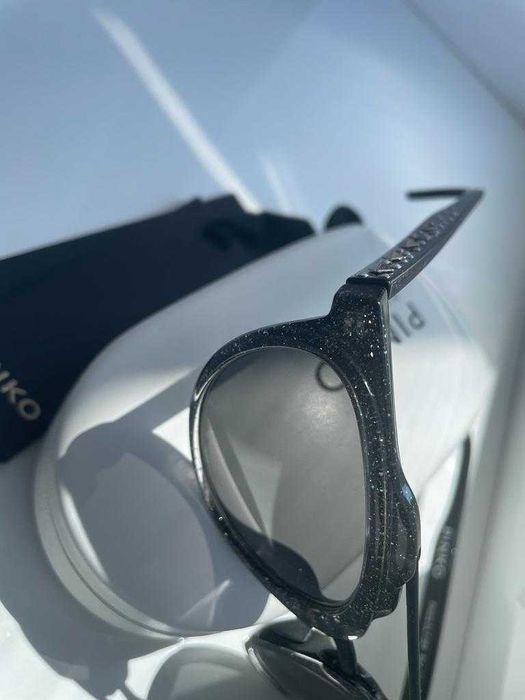 Очки новые PINKO