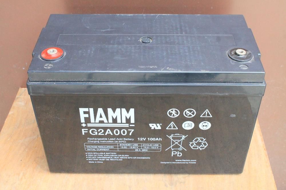 гелов,тягов акумулатор 100ач