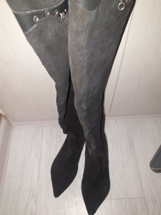 Замшевые  сапоги осень-весна.