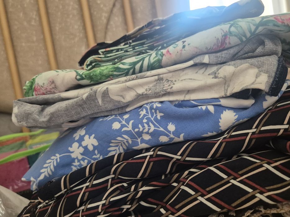 Пакет платьев 40-42 р-р!