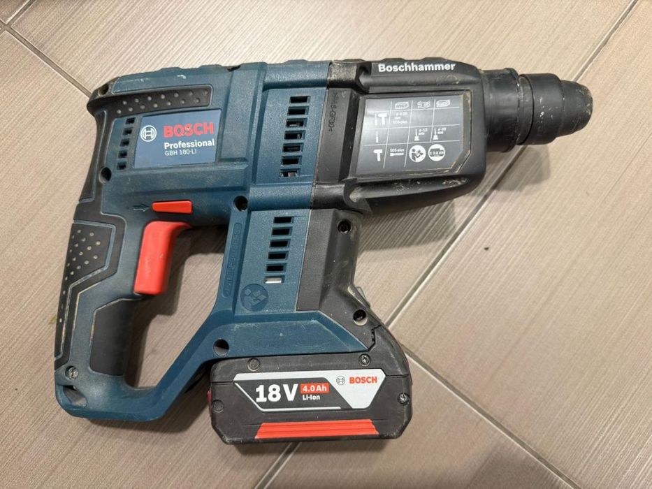 Ciocan Rotopercutor Bosch GBH 180-Li -T-