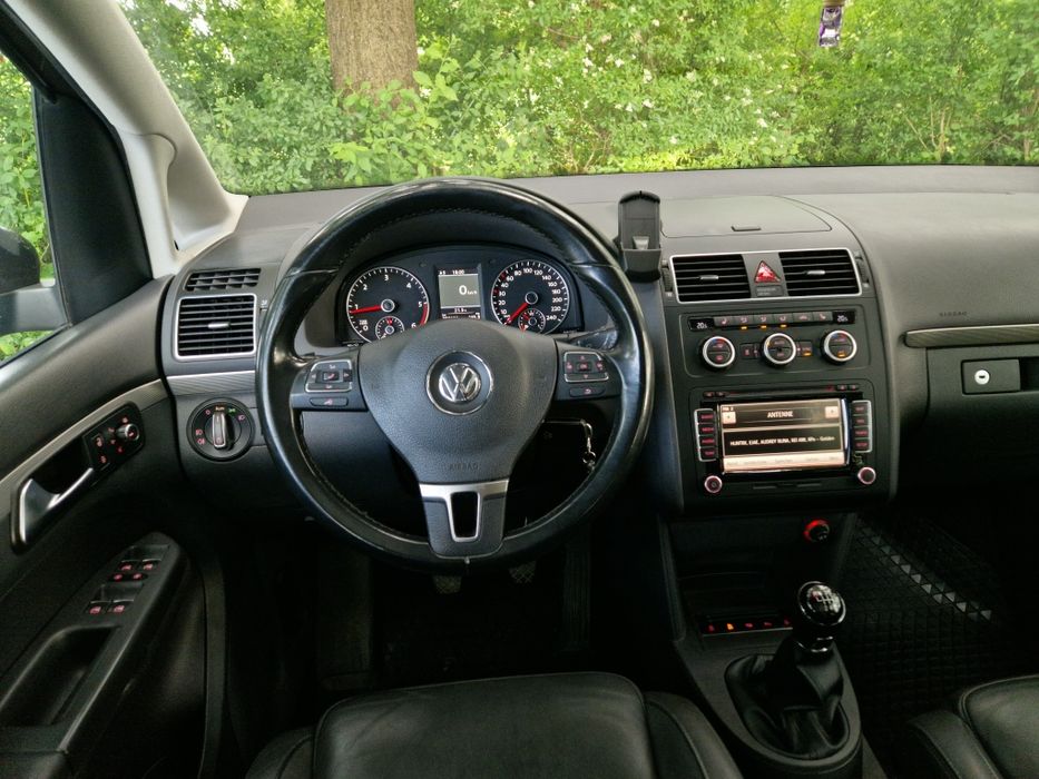 Vw Touran Highline, Webasto, 7 locuri, Piele, Panoramic, Xenon