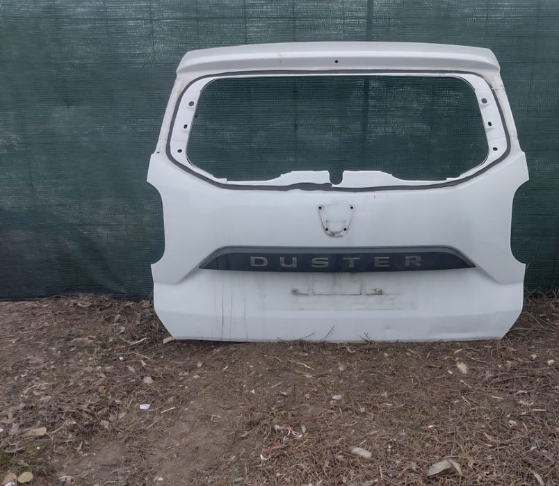 Haion portbagaj Dacia Duster