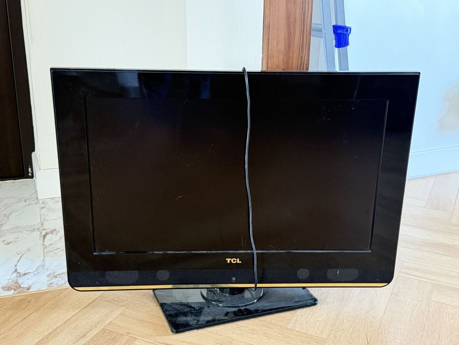 Телевизор TCL 32”