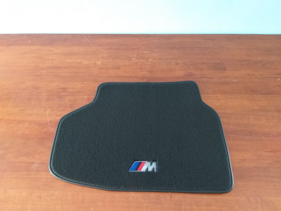 Covorase auto dedicate BMW seria 7 ( F 01 ) ///M