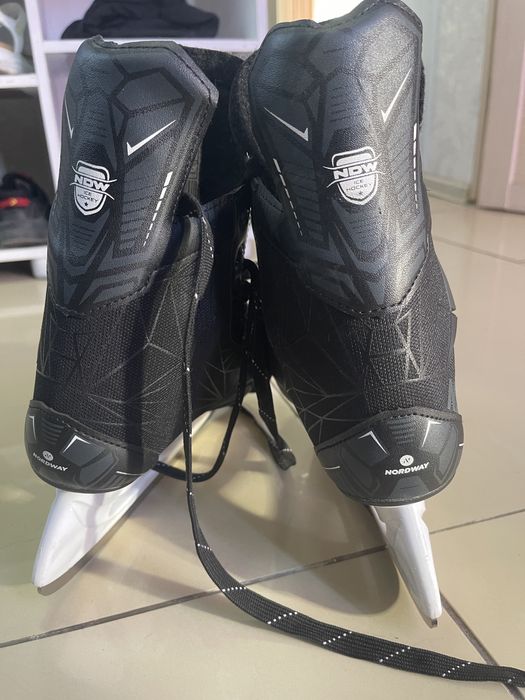 Продам коньки на подростка