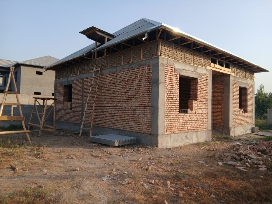 Ок арикда участка сотилади