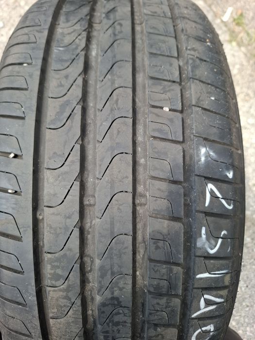 2броя демо 225 40 18 pirelli дот 3319 8mm цената е за 1бр