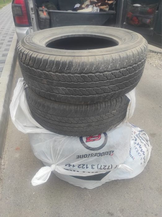 Продам компоект шин 265/65 r17