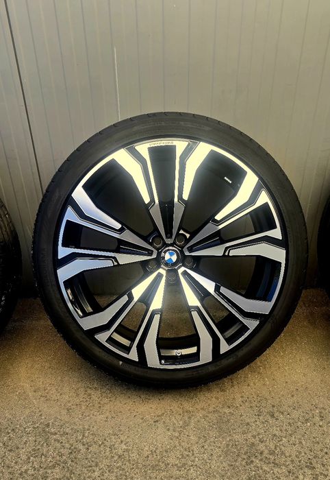 Оригинални 23"джанти BMW X7(Стил 914I)+ гуми Yokohama  спорт пакет