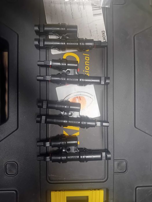 Продавам следните неща за фотоволтаична система