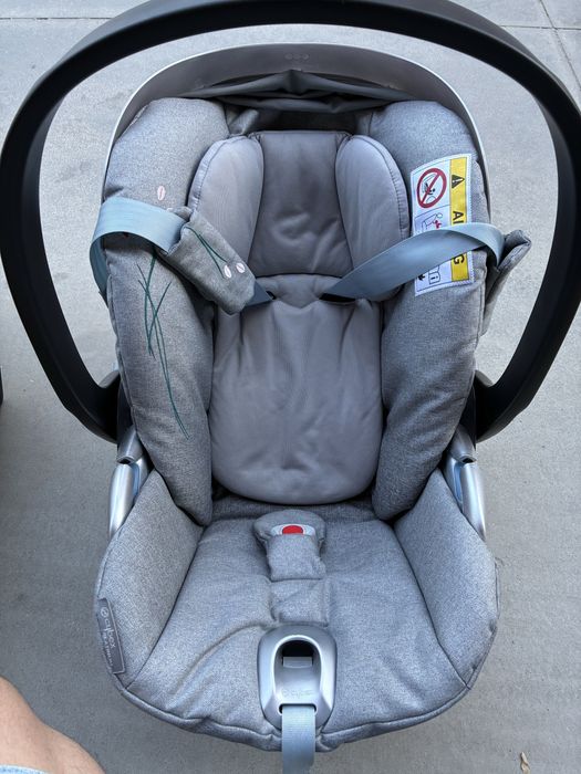 Cybex Cloud Z i-Size + база