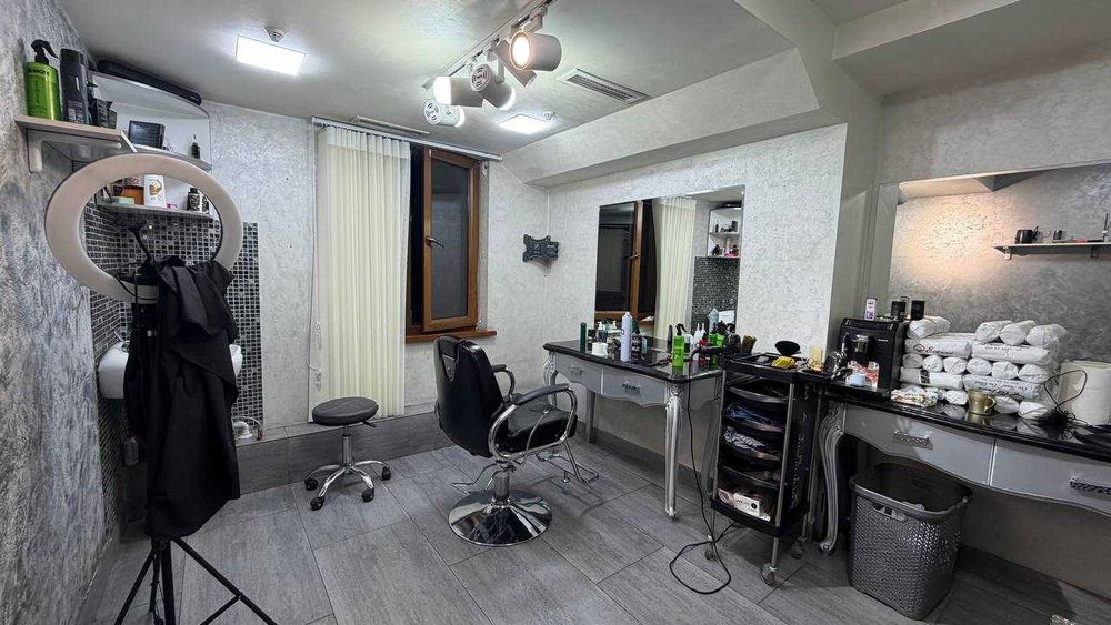 Аренда помещения 1600 кв.м Ц 1 Бизнес центр 20 у.е