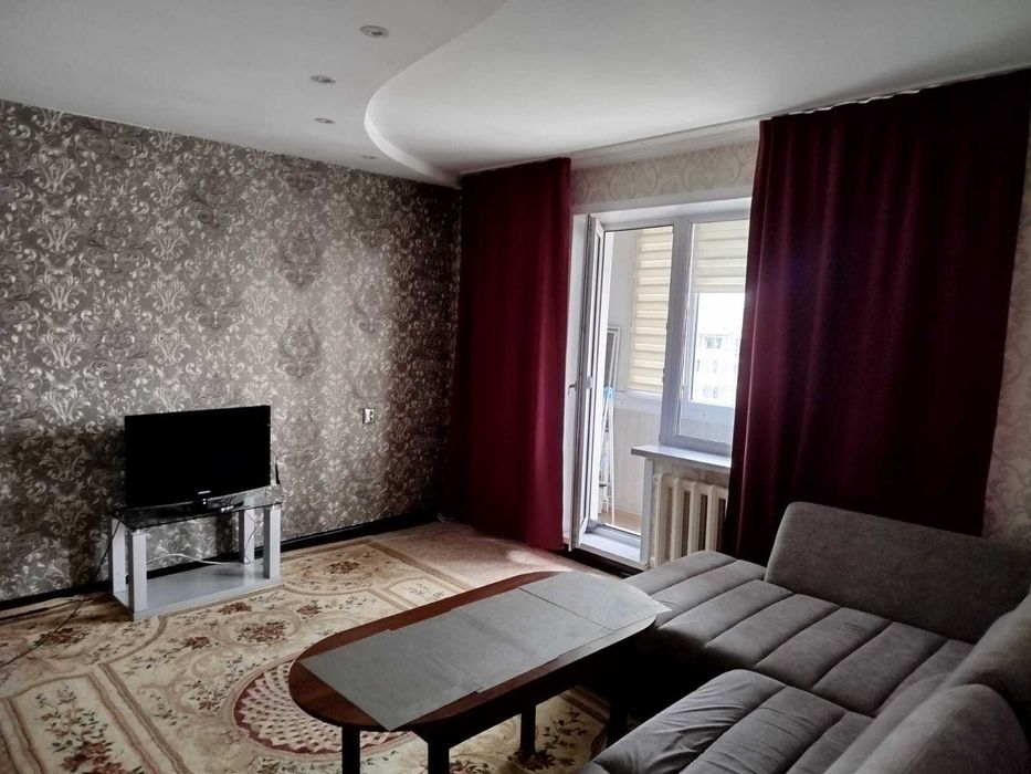 Улучшенная 3-х комн квартира с мебелью и техникой.