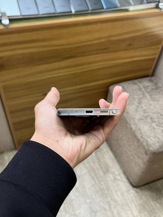 Samsung galaxy note 20 ultra 5G 12/256gb holati ideal