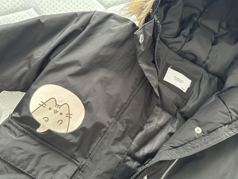 Преходно яке на марка Reserved