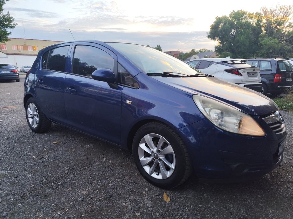 Opel CORSA D benzina
