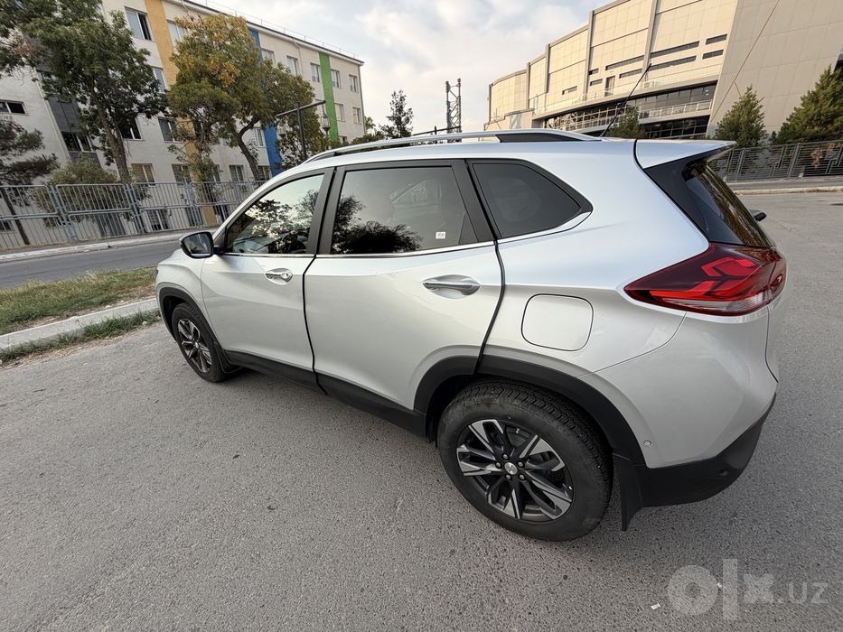 Продаю свой Tracker 2 premier plus 15.500$