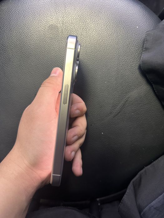 Iphone 15 pro , 128 gb