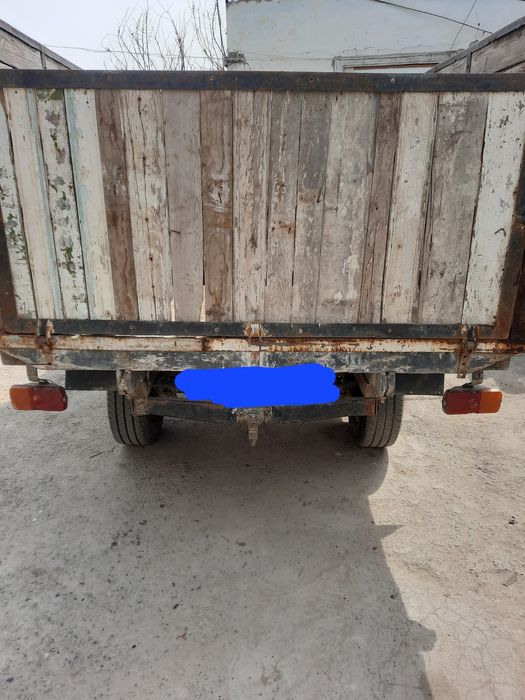 УВАЗ   йули 1977 мошина холати яхши 1 хафта ичида оладиганга ками бор