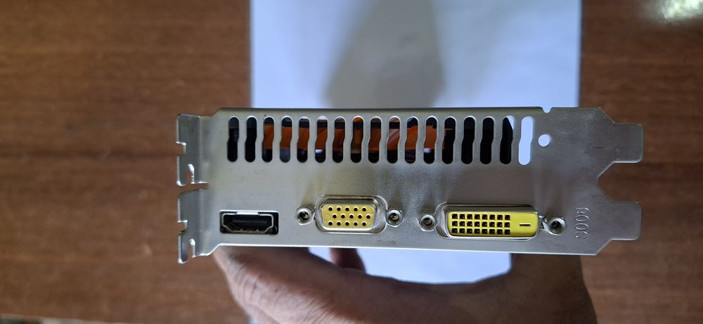Videokarta GTX 750 ti. 2gb. 128 bit Holati yangidek. Remont qilinmagan
