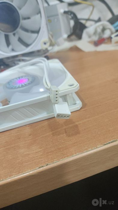 Белые aRGB вентиляторы Cooler Master