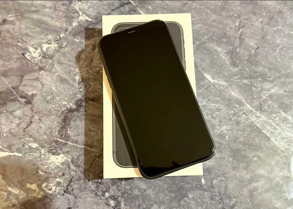 IPhone 11 (93 Акб родной)