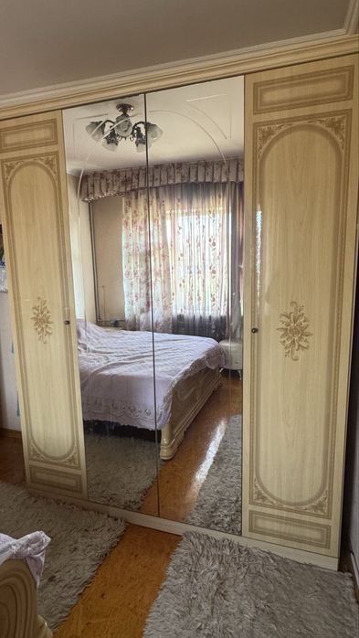 Спальный гарнитур