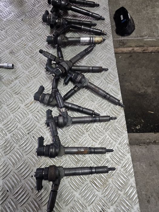 Injector,cod Opel Astra H, 1.7 cdti,cod 8973000913