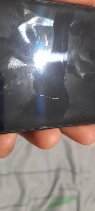 Iphone 12 карабка есть