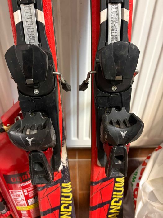 Schiuri Atomic cu legaturi Atomic Performer Scandium 163