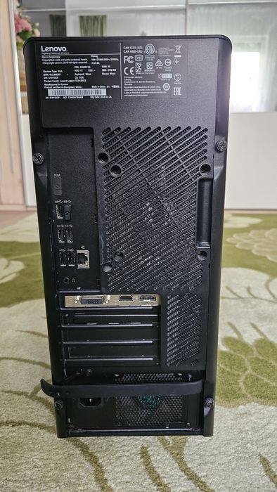 PC Gaming Lenovo Legion T530 | i5-8400 | GTX 1050 Ti | 16GB RAM | Wi-Fi | Windows