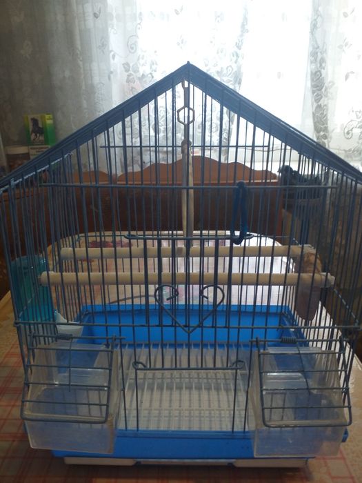 Продам клетку попугая
